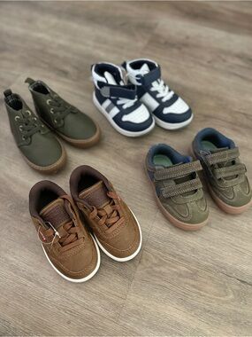 Bundle of 4 pairs of toddler boys shoes, all size 6.